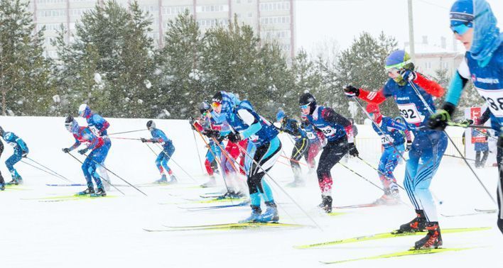 77-летняя кировчанка стала участницей лыжных гонок в Радужном