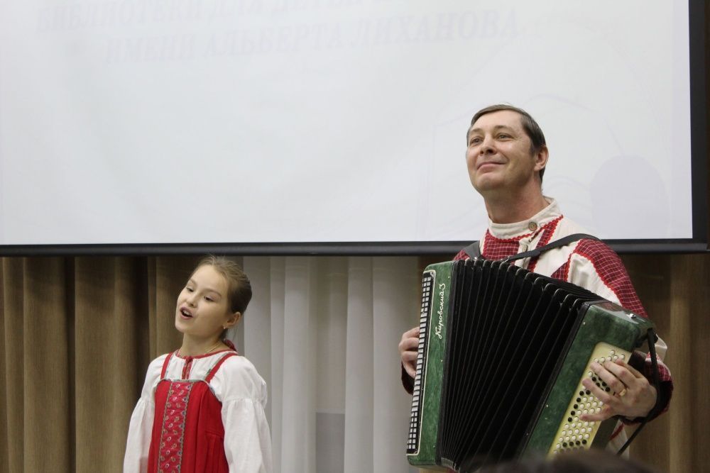 Библиотека имени Альберта Анатольевича Лиханова отметила 20-летний юбилей.