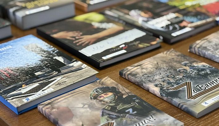 В Герценке открылась выставка-конкурс «Вятская книга года – 2025»