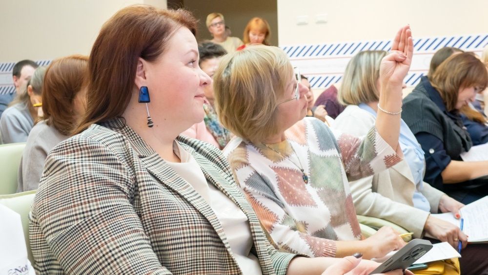 Глава города встретилась с победителями конкурса «Город добрых соседей».