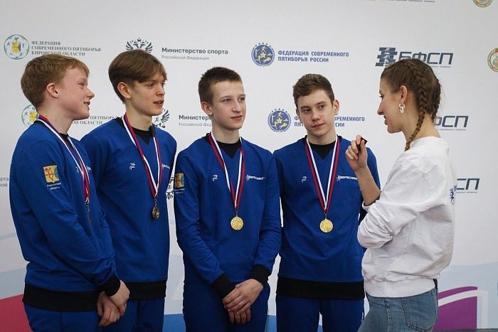 Кировские спортсмены завоевали четыре медали на соревнованиях по современному пятиборью