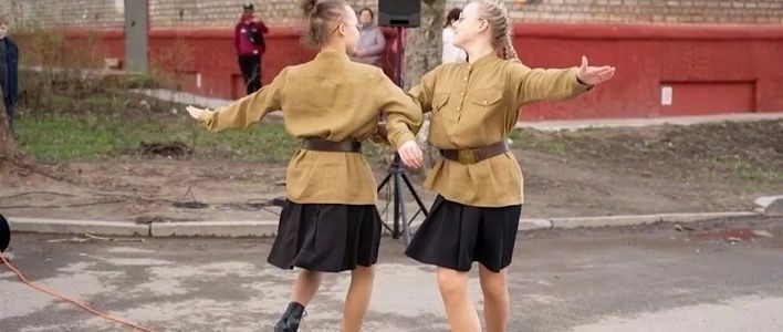 В Кирове стартовали традиционные дворовые концерты