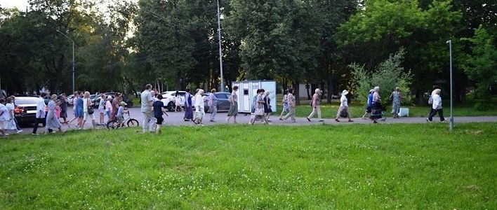  Пешком по городу 
