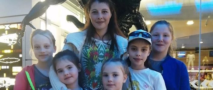 Андрей и Анастасия Тетенькины воспитывают восьмерых детей