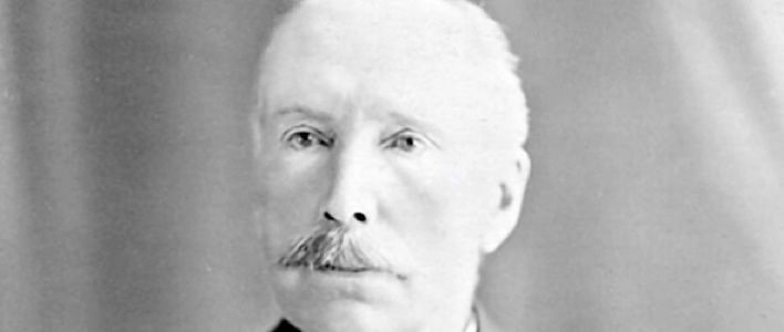 Феликс Колышницын снял фильм об одном из самых красивых зданий Кирова