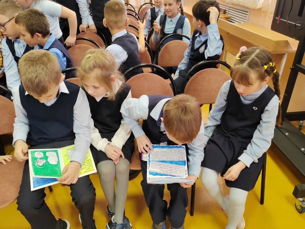 В Кирове прошла акция «Дети-Детям».