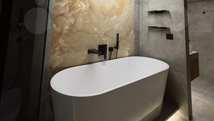 В Кирове продают квартиру с бассейном за 45 млн рублей