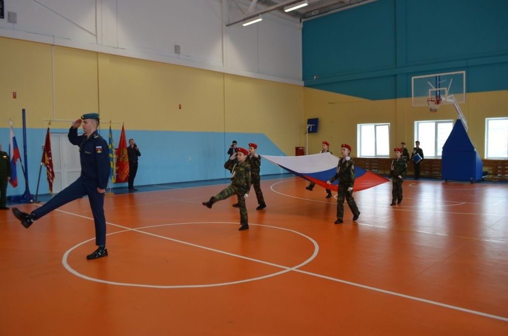 Парад в честь защитников Отчизны.