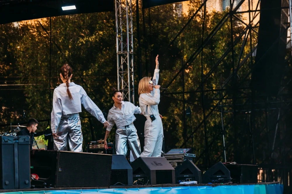 На юбилее города Кирова выступят Иванушки International и Юлианна Караулова.