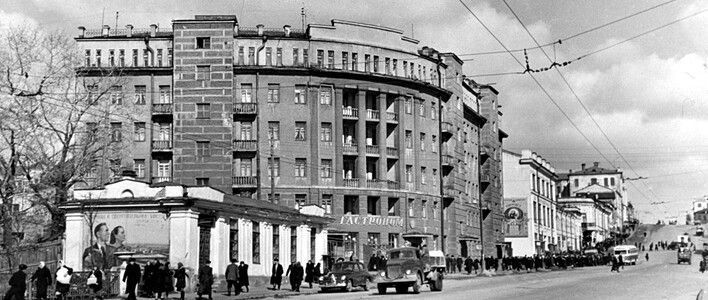 В Герценке состоялась лекция «От коммуналок до хрущёвок»