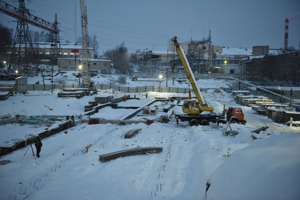 Три школы строят по графику.