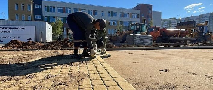 Завершается строительство дороги и тротуаров в Чистых прудах