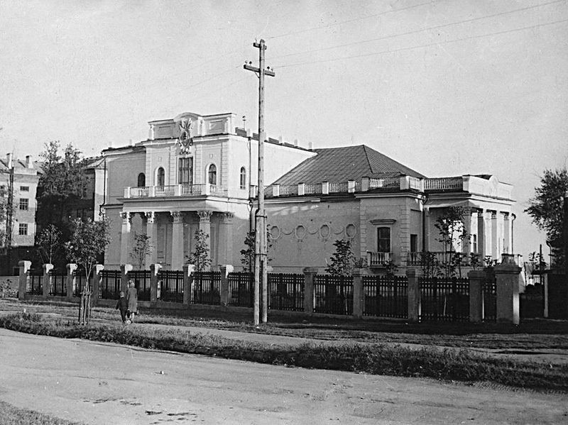 Город в картах и схемах.