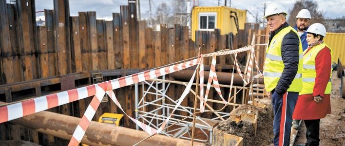 Продолжается устройство каркаса тоннеля под Транссибирской железнодорожной магистралью