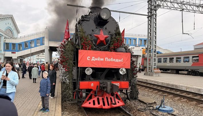 В Кирове встретили поезд Победы