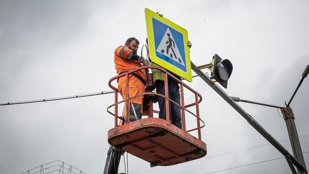 Дороги к детским садам и школам в Кирове станут безопаснее