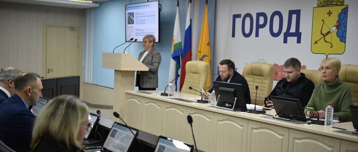 На комиссиях Думы рассматривают бюджет во втором чтении