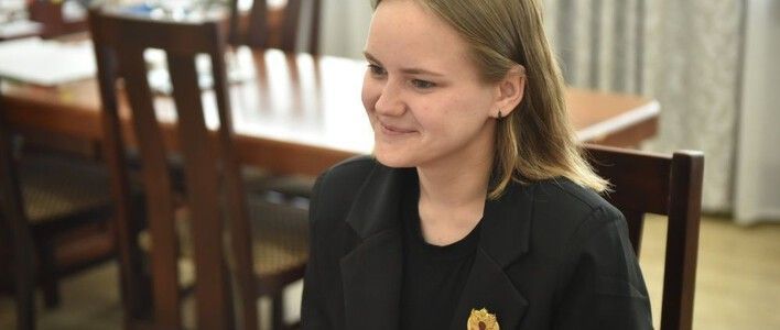 Глава администрации Кирова провёл встречу с одним из лучших волонтёров России Валентиной Шустовой