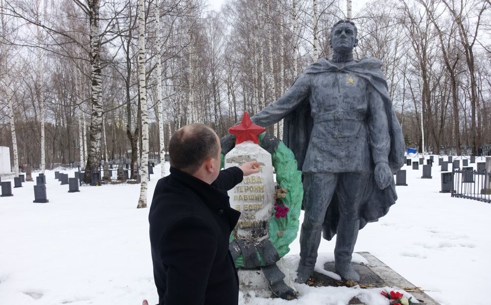 Депутаты проверили ход ремонтных работ к 9 Мая