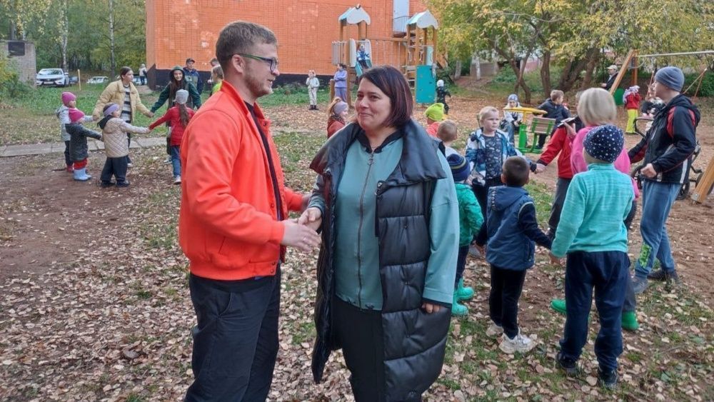 В Кирове появились еще две новые детские площадки