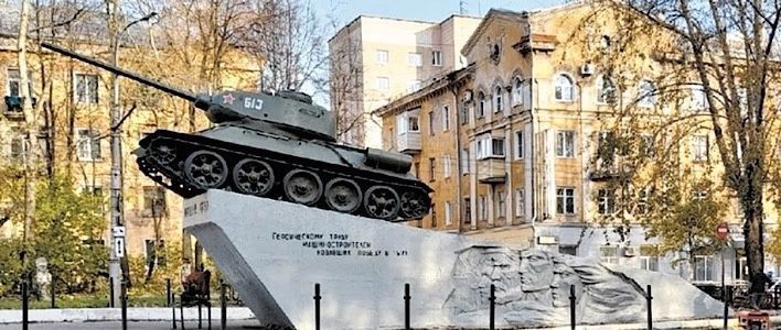 Мемориальные зоны, созданные в Кирове в честь Победы