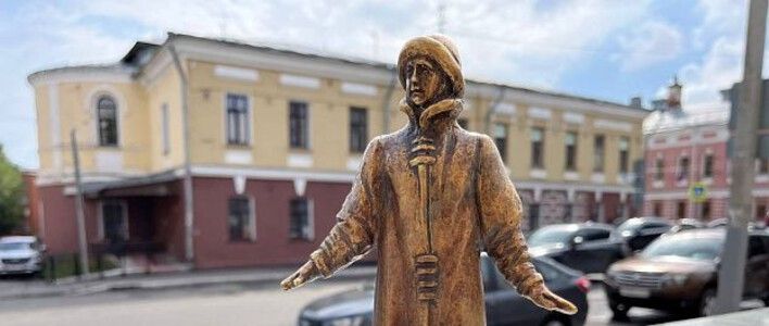 В Кирове установили фигурки сказочных персонажей 