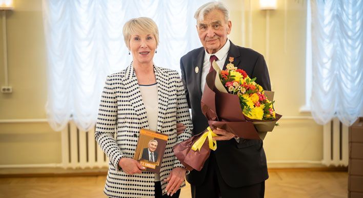 «Призвание созидать»: в Герценке представили книгу о Геннадии Кощееве