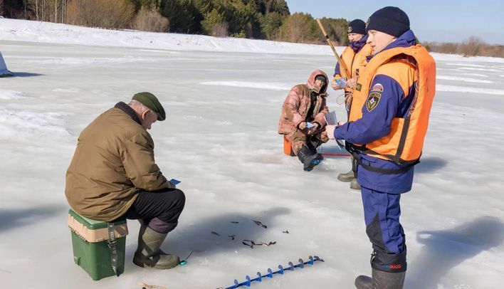 В Кирове сотрудники МЧС проводят рейды по водоемам