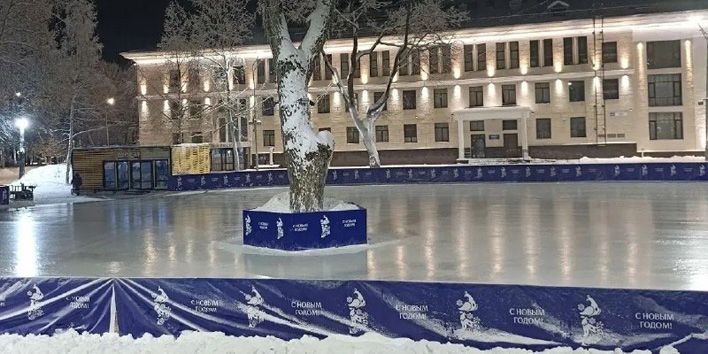 В Кирове официально закрыли бесплатные катки 