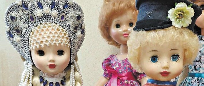 В Герценке открыта выставка «Молчаливые свидетели эпох»