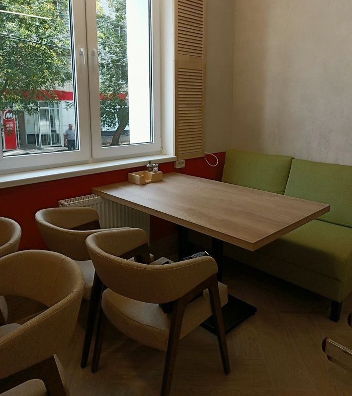 В Кирове многодетная семья открыла кафе домашней кухни