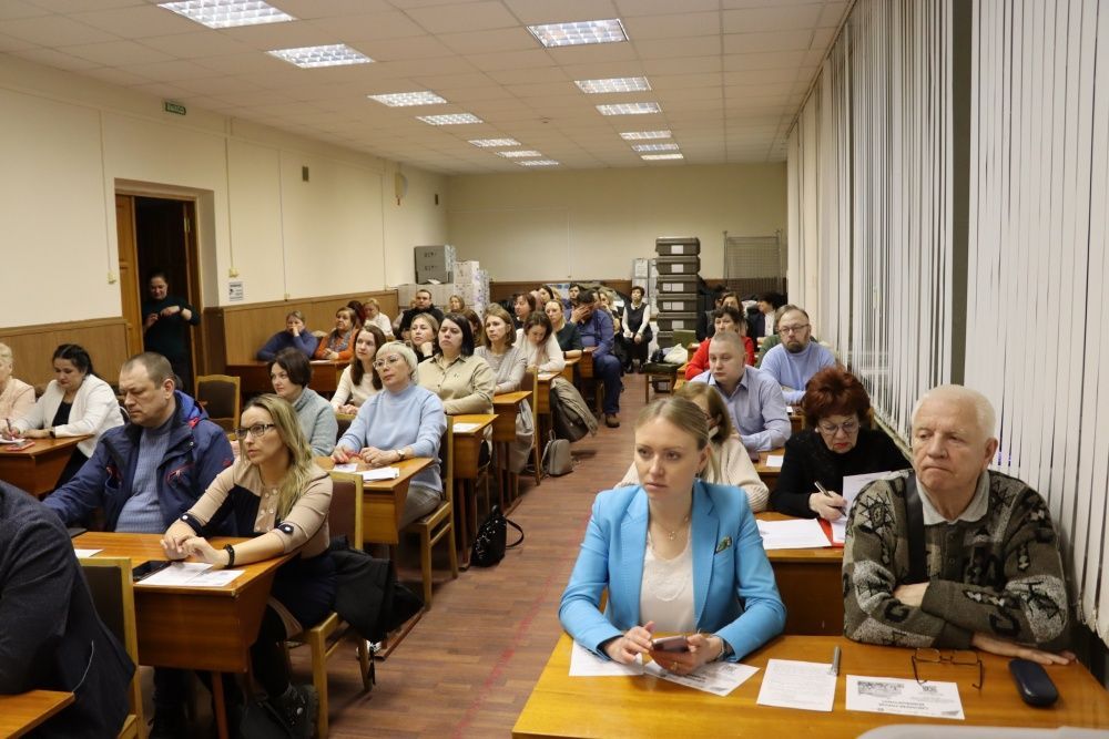 В Кирове начинаются заседания общественных советов