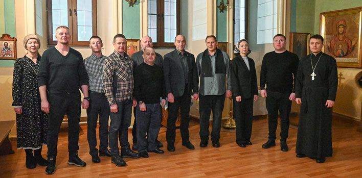 Участники программы «Вятский корпус защитников Отечества» посетили Трифонов монастырь