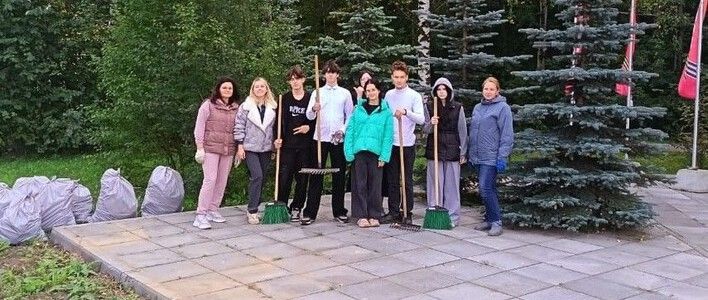 В Кирове продолжаются осенние субботники