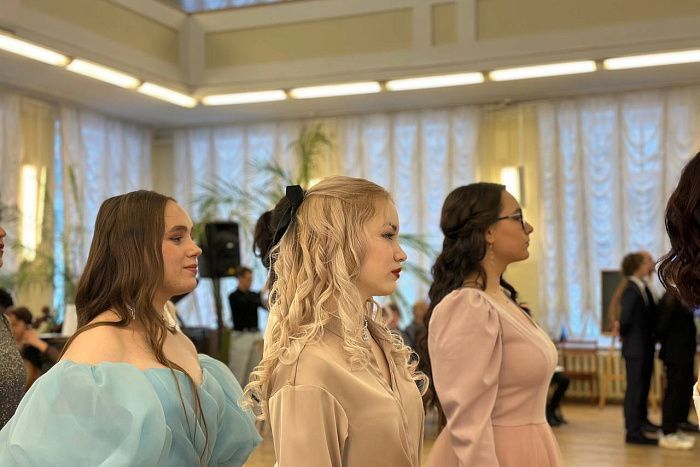 В библиотеке имени Герцена состоялся традиционный студенческий бал.