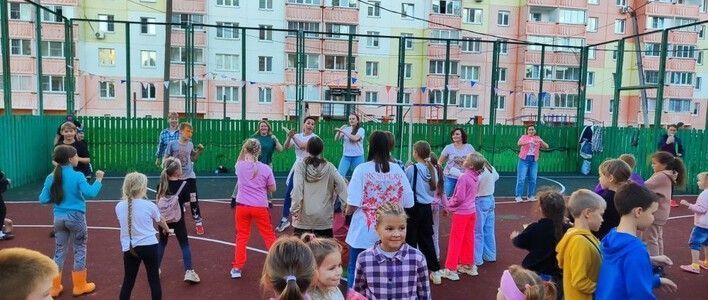 В Кирове состоялось торжественное открытие обновленной спортивной площадки