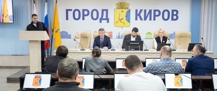 В Кирове состоялось заседание по вопросам предотвращения нарушений использования питбайков несовершеннолетними