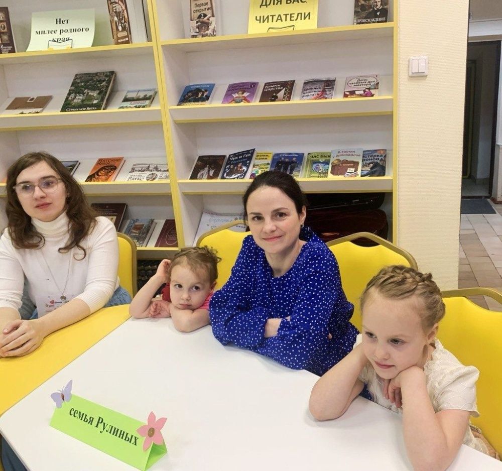 В Ленинском районе прошел праздник семейного творчества.