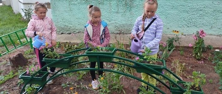 В Кирове стартовали субботники во дворах