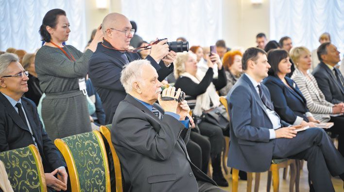«Призвание созидать»: в Герценке представили книгу о Геннадии Кощееве