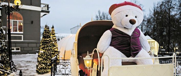 Кировские предприятия подключились к созданию атмосферы новогоднего праздника