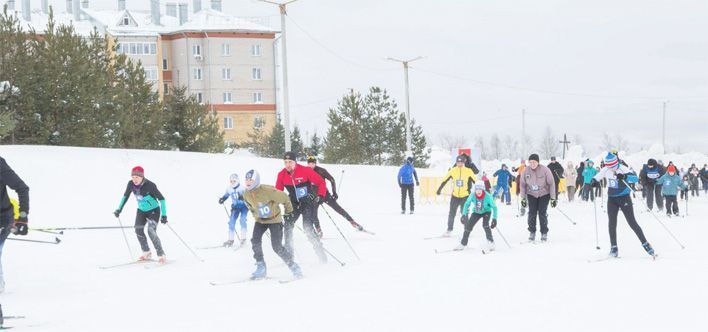 77-летняя кировчанка стала участницей лыжных гонок в Радужном