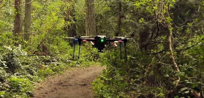 Полицейский из Кирова отвлек на себя БПЛА и спас боевых товарищей