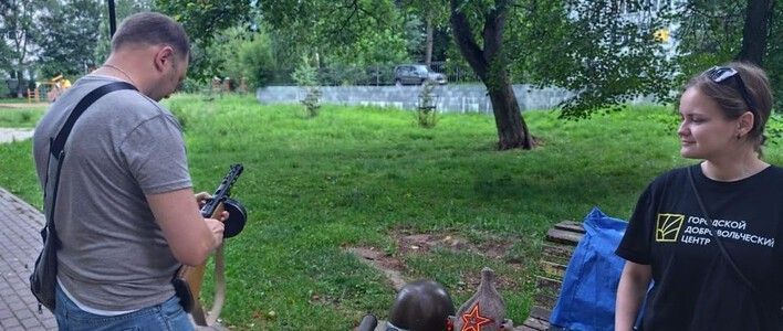 В Кирове продолжает работать мобильный музей «Победа в каждый двор»