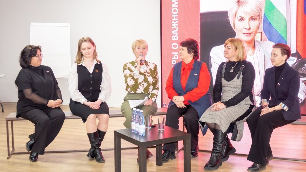 В Кирове завершил свою работу образовательный лагерь для педагогов «Молодые – молодым»