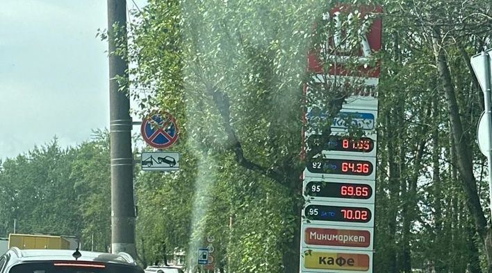 На кировских АЗС увеличат количество операторов