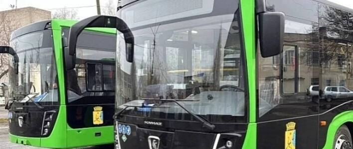 Новая партия автобусов вышла на маршруты Кирова