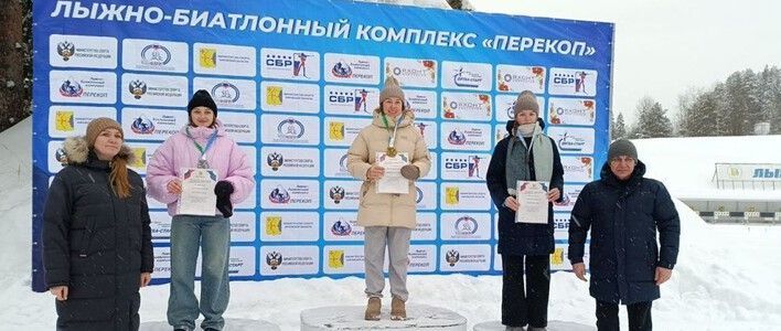 Спортсмены из Кирова подтвердили высокий уровень подготовки на чемпионате и первенстве региона по лыжным гонкам