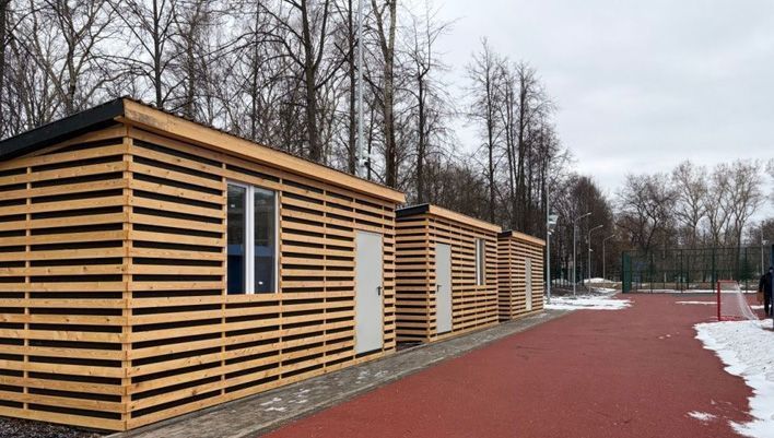 К открытию готовится новая спортплощадка в Гагаринском парке