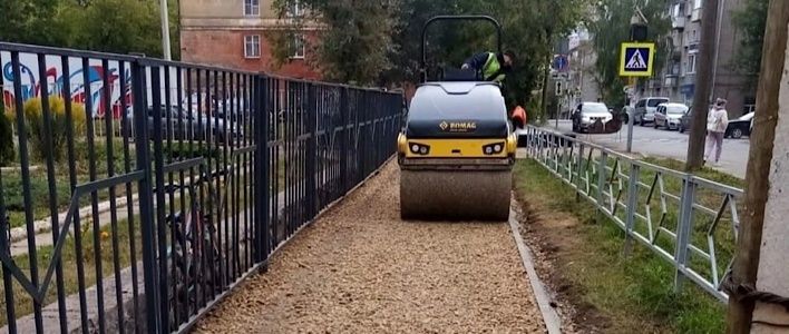 В Кирове завершается ремонт подходов к детским садам и школам